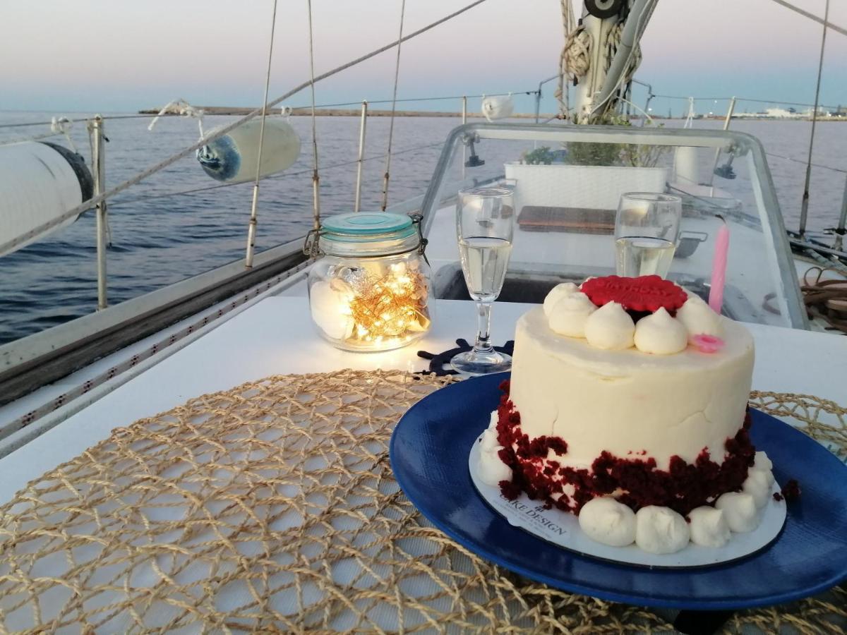 La Tua Stanza A Vela Sul Mare Hotell Bari Exteriör bild