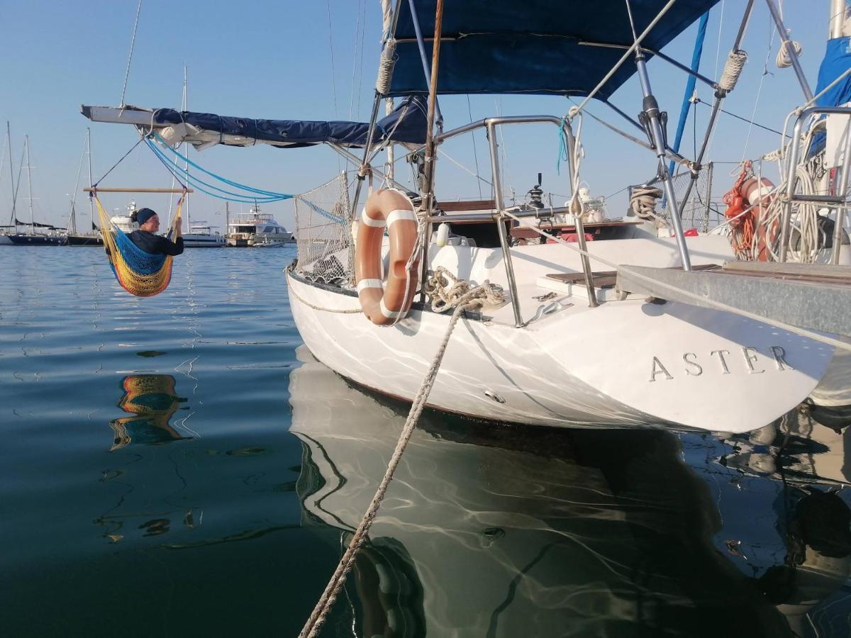 La Tua Stanza A Vela Sul Mare Hotell Bari Exteriör bild